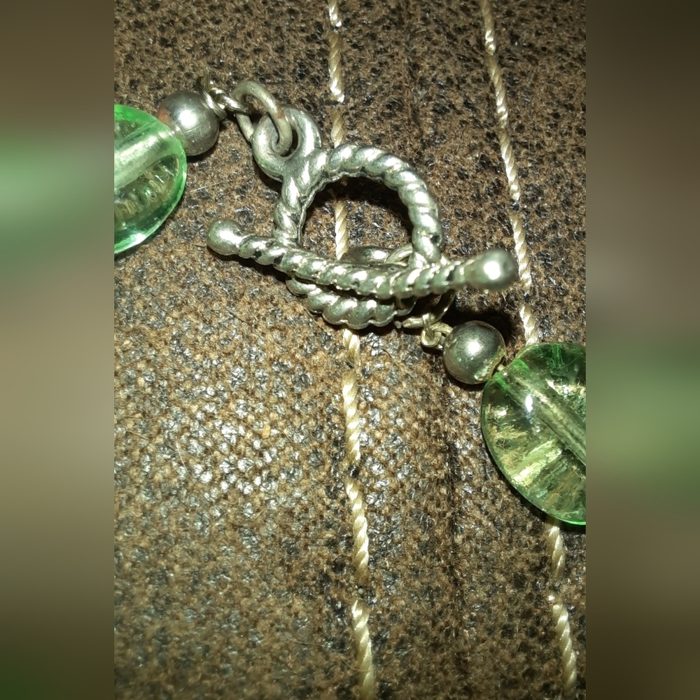 Pottery shard pendant on beaded necklace toggle clasp green and white - Picture 8 of 15